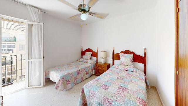 Imagen 16 Inmueble 301394 - Piso en venta en Fuengirola / Res. La Roca - Av. Ramón y Cajal