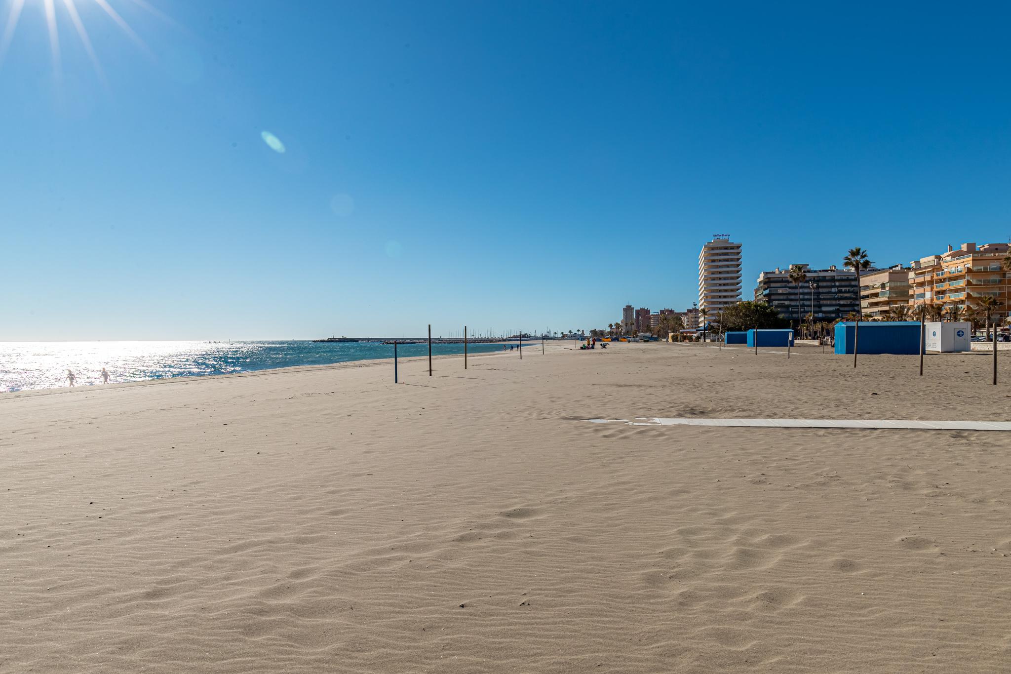 Imagen 12 Apto. Playa en venta en Fuengirola / Los Boliches-Fuengirola