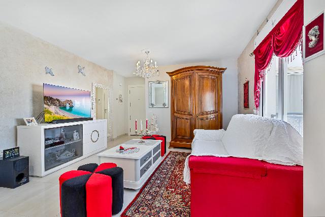 Imagen 3 Inmueble 301555 - Ático en venta en Fuengirola / Fuengirola Centro