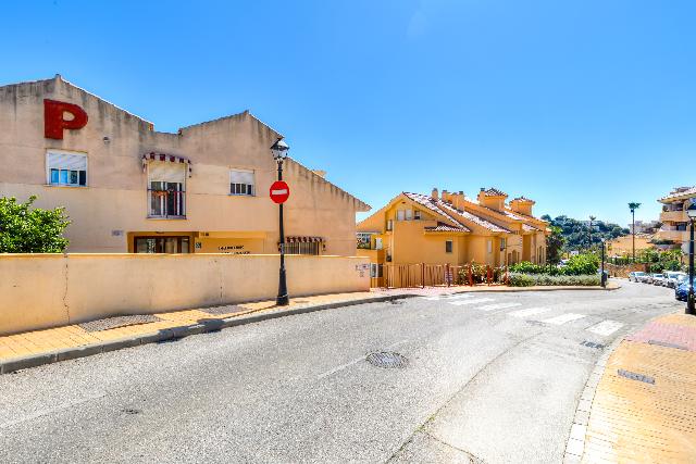 Imagen 16 Inmueble 301626 - Apto. Playa en venta en Fuengirola / Res. Los Tartesos - Los Pacos