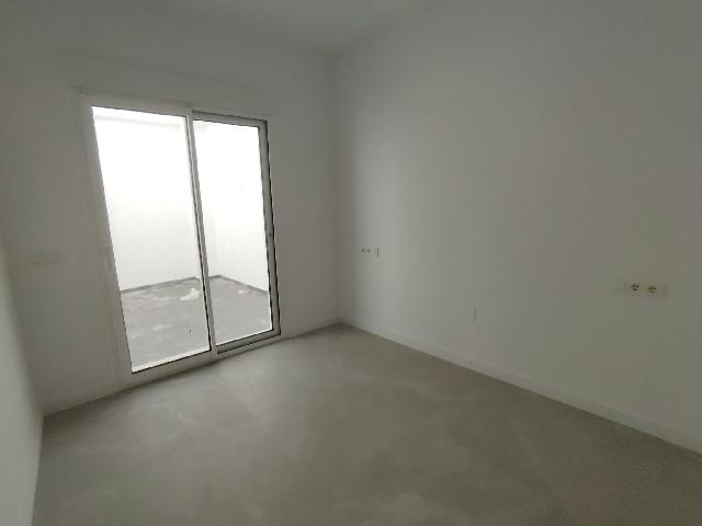 Imagen 7 Inmueble 301933 - Apto. Playa en venta en Fuengirola / Puerto Deportivo