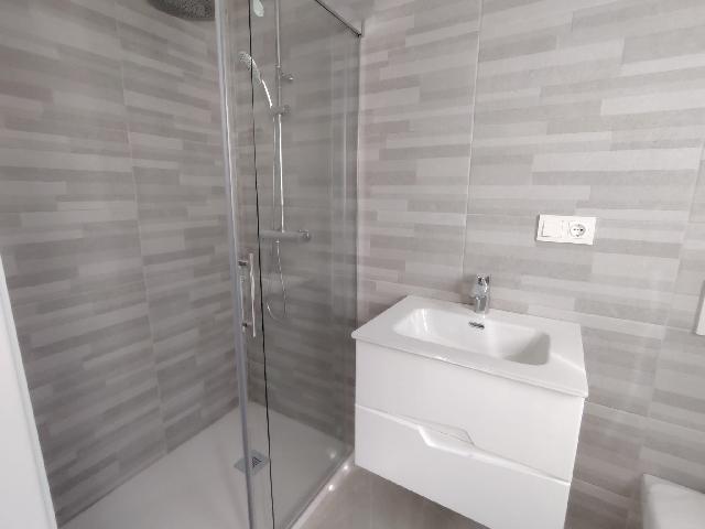 Imagen 12 Inmueble 301937 - Apto. Playa en venta en Fuengirola / Puerto Deportivo