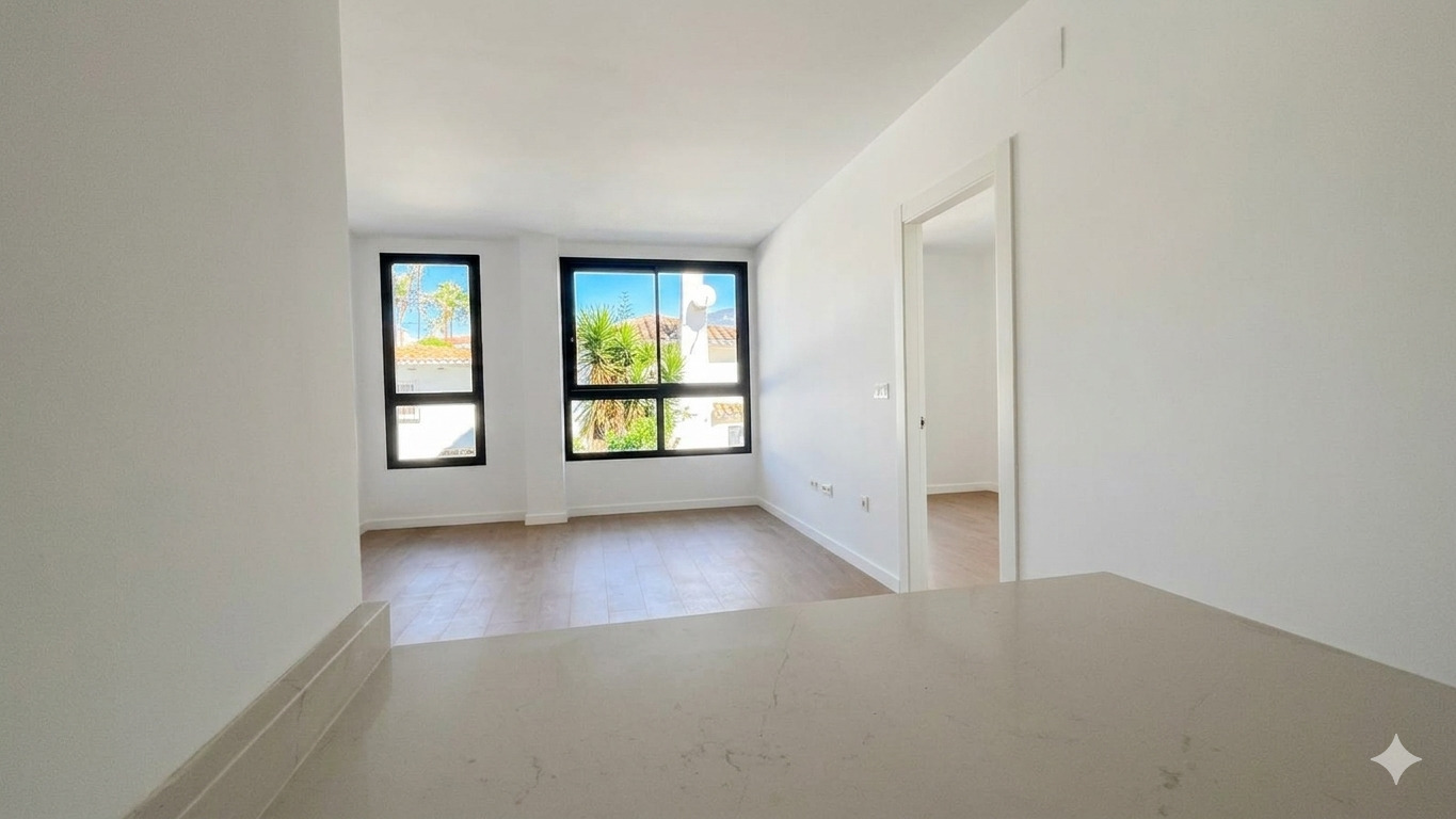 Imagen 5 Apto. Playa en venta en Fuengirola / Los Boliches-Fuengirola