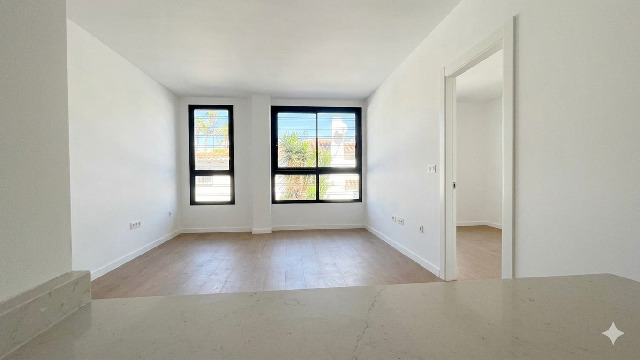 Imagen 10 Inmueble 302043 - Apto. Playa en venta en Fuengirola / Los Boliches-Fuengirola