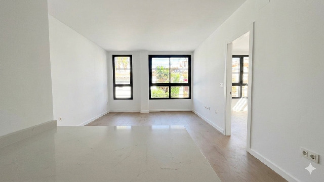 Imagen 1 Inmueble 302045 - Apto. Playa en venta en Fuengirola / Los Boliches-Fuengirola