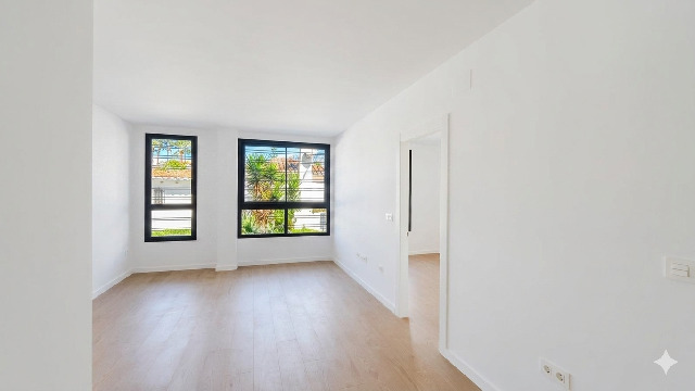 Imagen 3 Inmueble 302045 - Apto. Playa en venta en Fuengirola / Los Boliches-Fuengirola