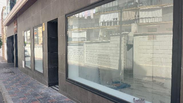 Imagen 13 Inmueble 302883 - Local Comercial en alquiler en Fuengirola / Zona Edificio Milan- Fuengirola