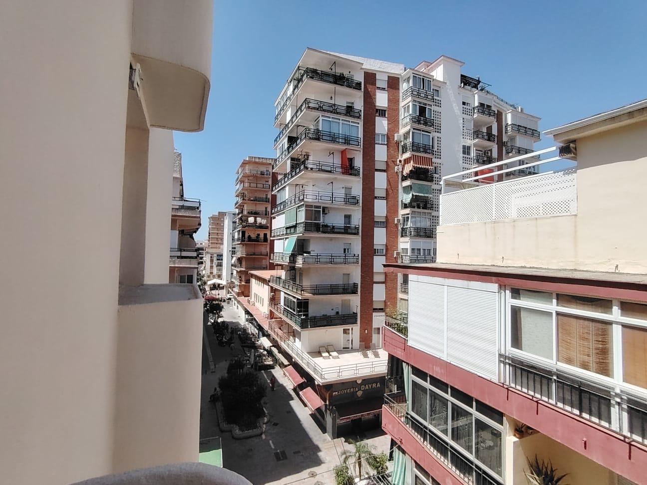 Imagen 12 Piso en venta en Fuengirola / Al lado de la estación de autobuses