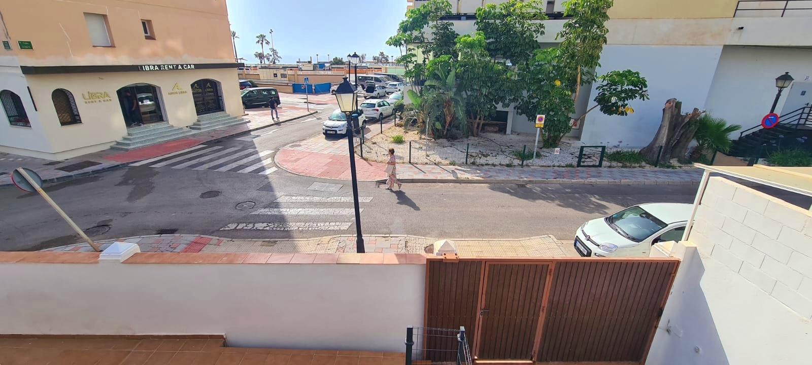 Imagen 10 Casa Aislada en venta en Fuengirola / Segunda linea de playa