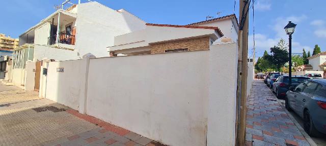 Imagen 4 Inmueble 304122 - Casa Adosada en venta en Fuengirola / Segunda linea de playa