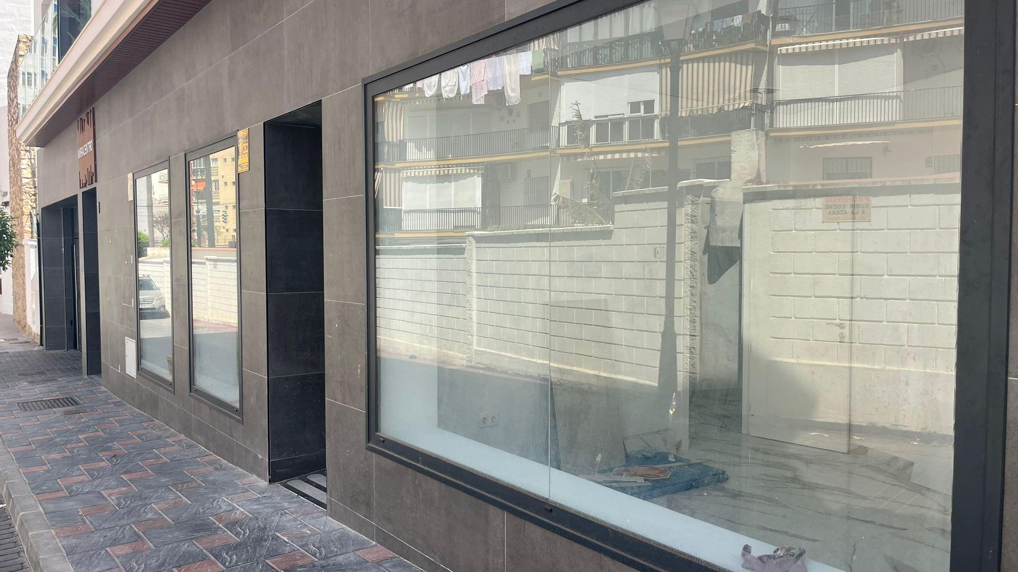 Imagen 14 Local Comercial en alquiler en Fuengirola / Zona Edificio Milan- Fuengirola