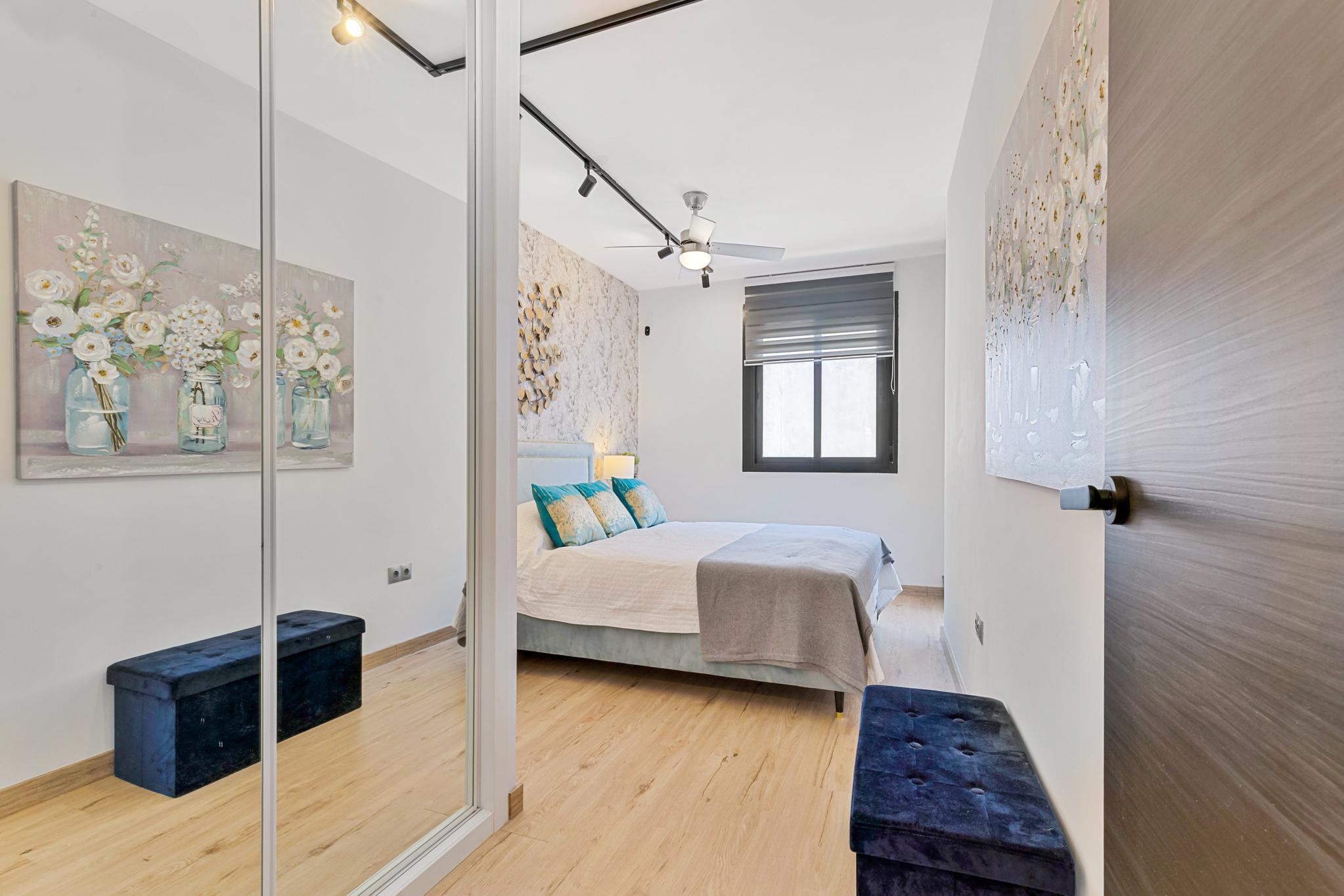 Imagen 14 Ático en venta en Fuengirola / Centro-Segunda línea de playa