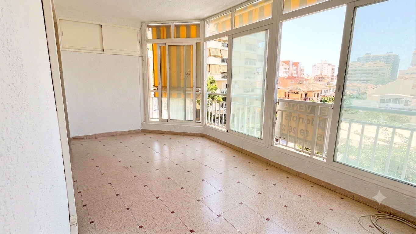 Imagen 7 Apto. Playa en venta en Fuengirola / Edificio Detelina