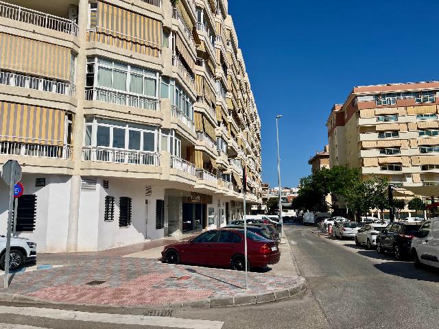 Imagen 4 Inmueble 304553 - Apto. Playa en venta en Fuengirola / Edificio Detelina