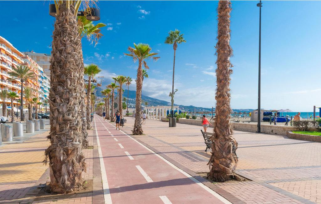 Imagen 10 Apto. Playa en venta en Fuengirola / Edificio Detelina