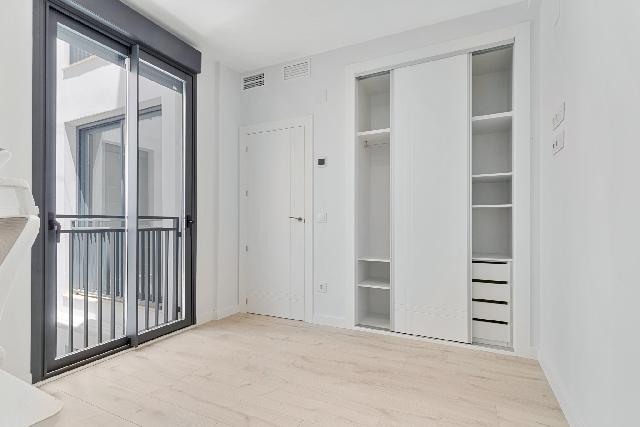 Imagen 10 Inmueble 304580 - Apto. Playa en venta en Fuengirola / Fuengirola Centro-Plaza Chinorros