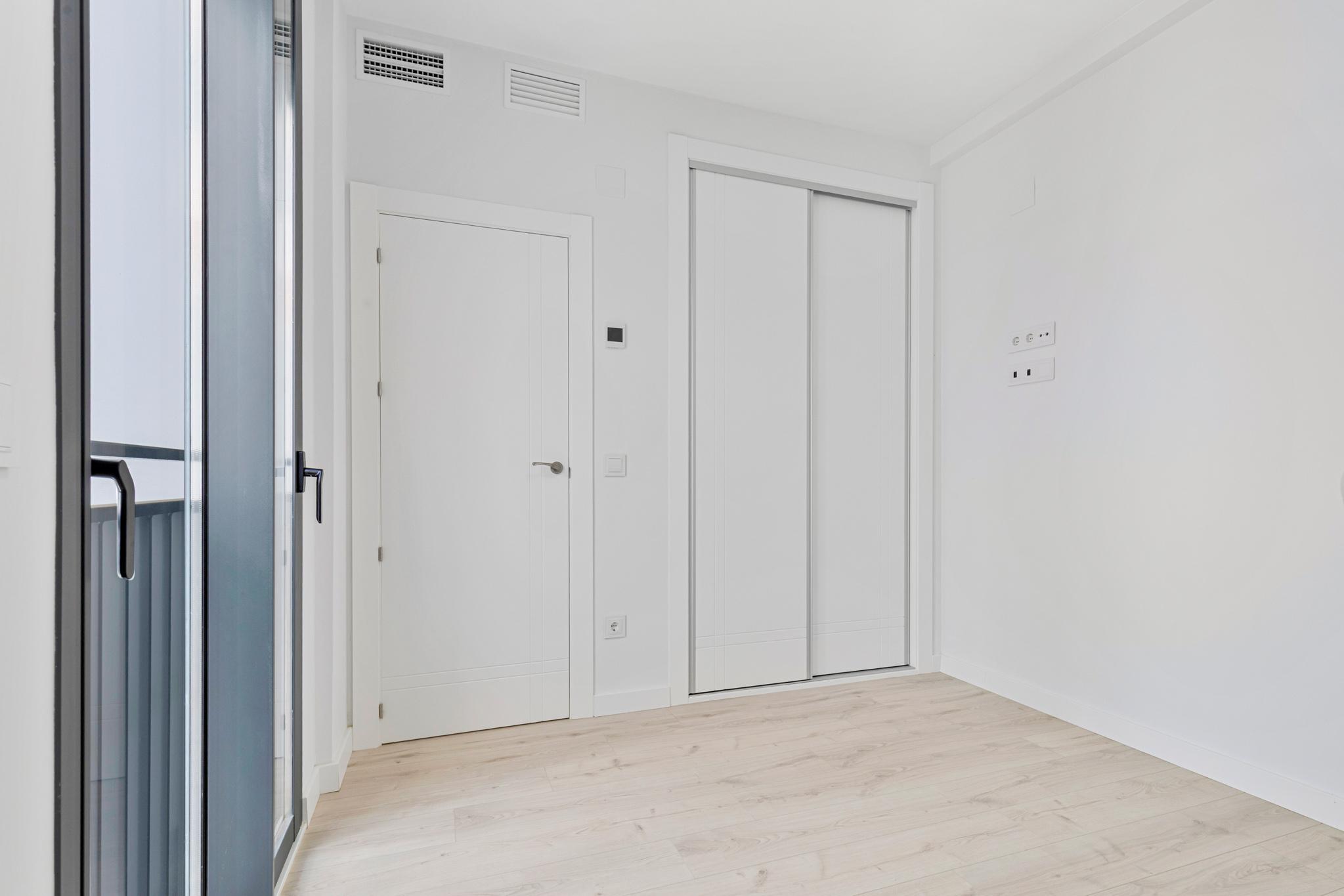 Imagen 9 Apto. Playa en venta en Fuengirola / Fuengirola Centro-Plaza Chinorros