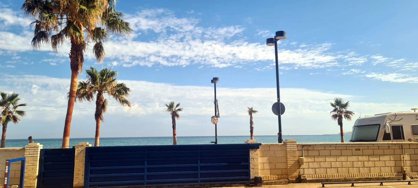 Imagen 1 Apto. Playa en venta en Fuengirola / Paseo Marítimo Rey De España