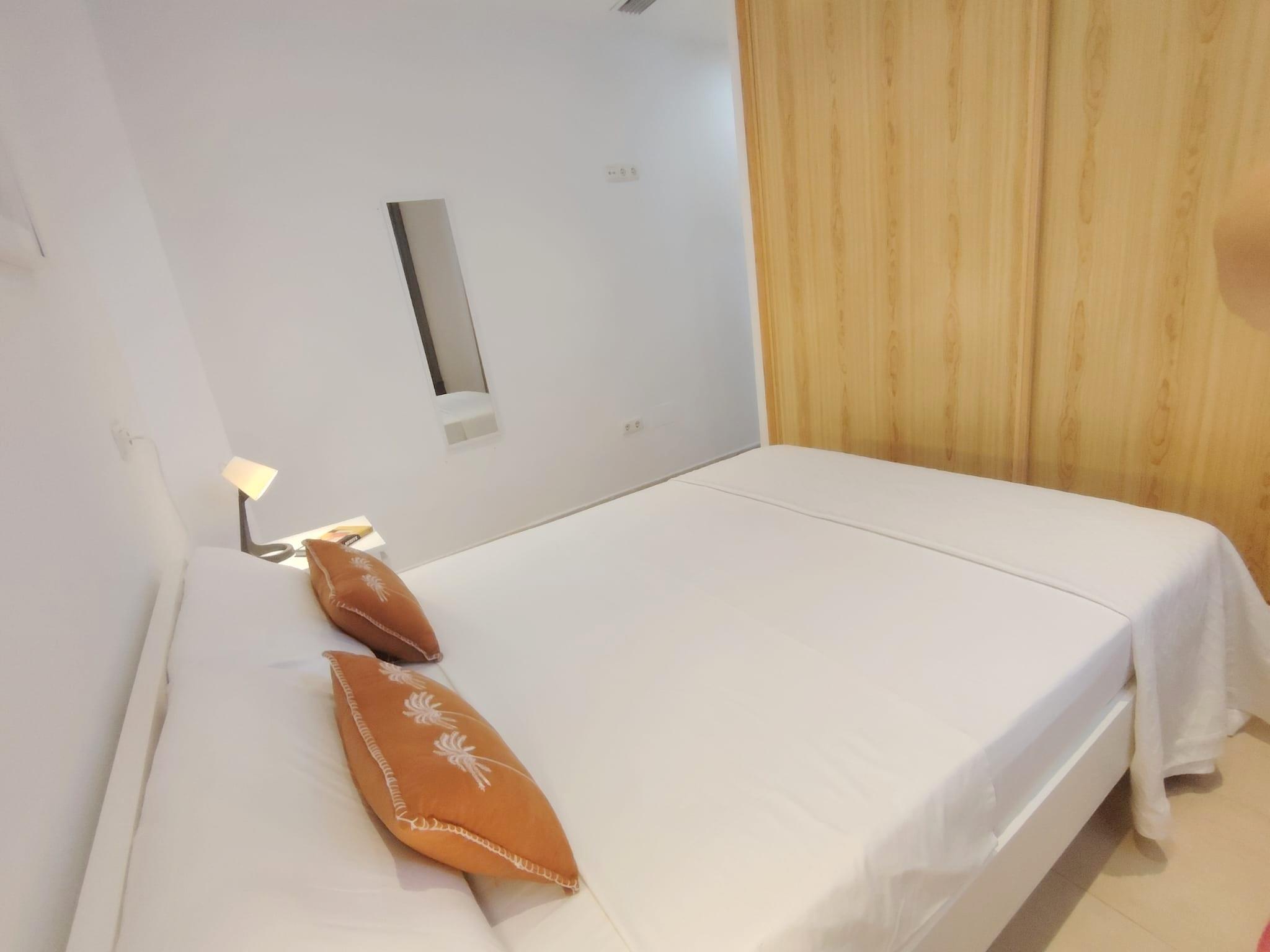 Imagen 17 Apto. Playa en venta en Fuengirola / Paseo Marítimo Rey De España