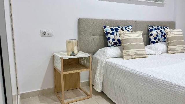 Imagen 12 Inmueble 305053 - Apto. Playa en venta en Fuengirola / Paseo Marítimo - Edf. Perla