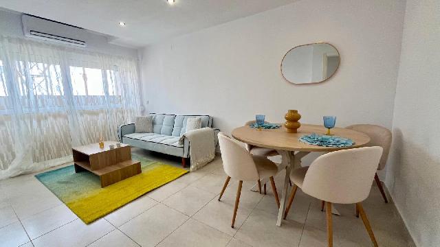 Imagen 8 Inmueble 305053 - Apto. Playa en venta en Fuengirola / Paseo Marítimo - Edf. Perla