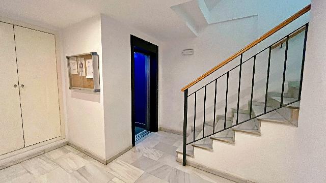 Imagen 11 Inmueble 305452 - Apto. Playa en venta en Fuengirola / Puerto Deportivo de Fuengirola
