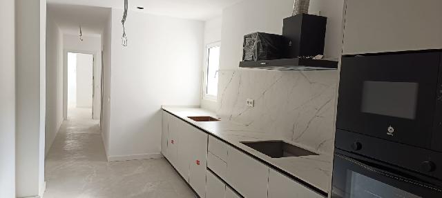 Imagen 7 Inmueble 305631 - Apto. Playa en venta en Fuengirola / Puerto Deportivo