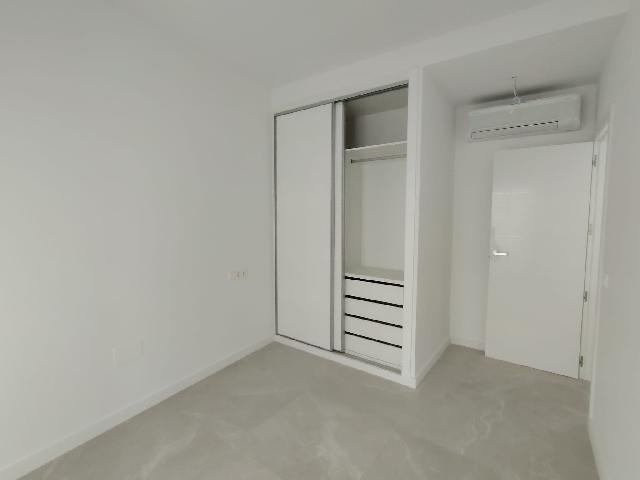 Imagen 13 Inmueble 305633 - Apto. Playa en venta en Fuengirola / Puerto Deportivo