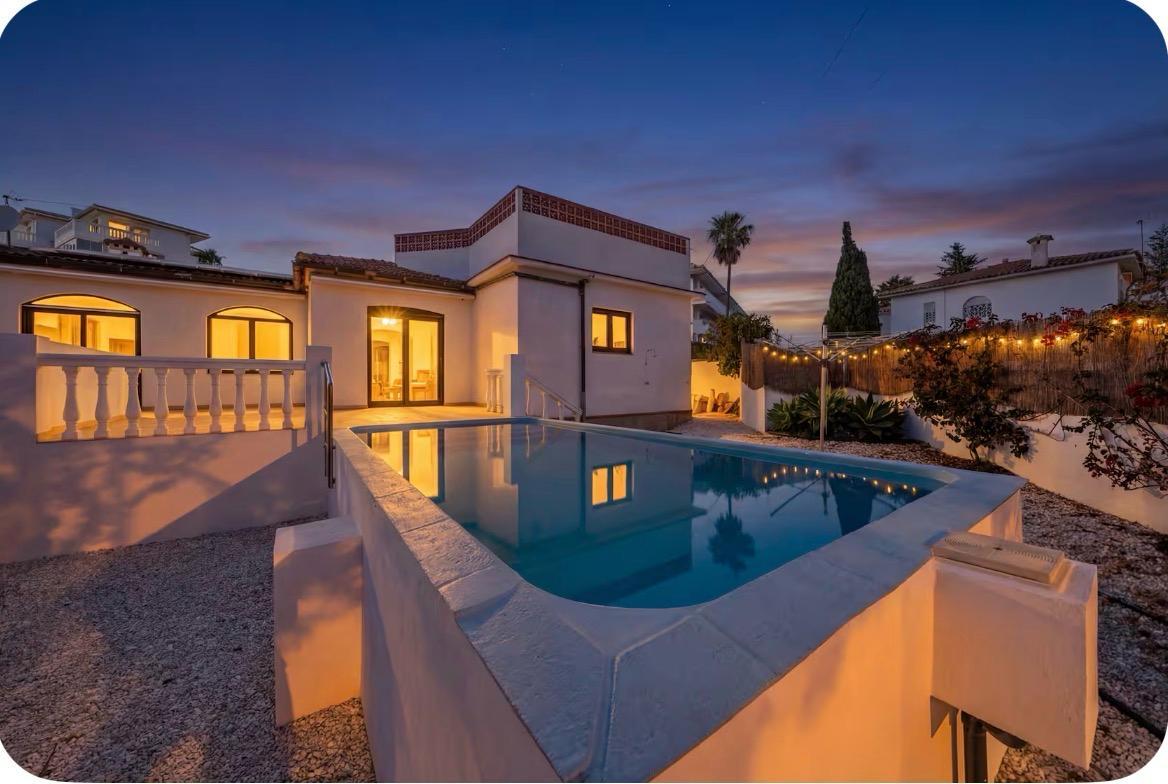 Imagen 2 Casa Aislada en venta en Mijas / El Faro - Chaparral