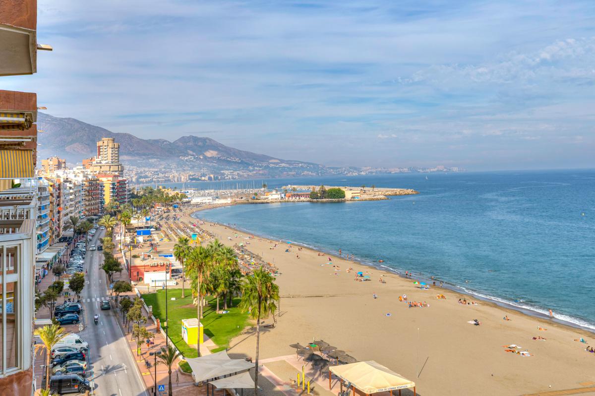Imagen 6 Apto. Playa en venta en Fuengirola / Paseo Marítimo Fuengirola