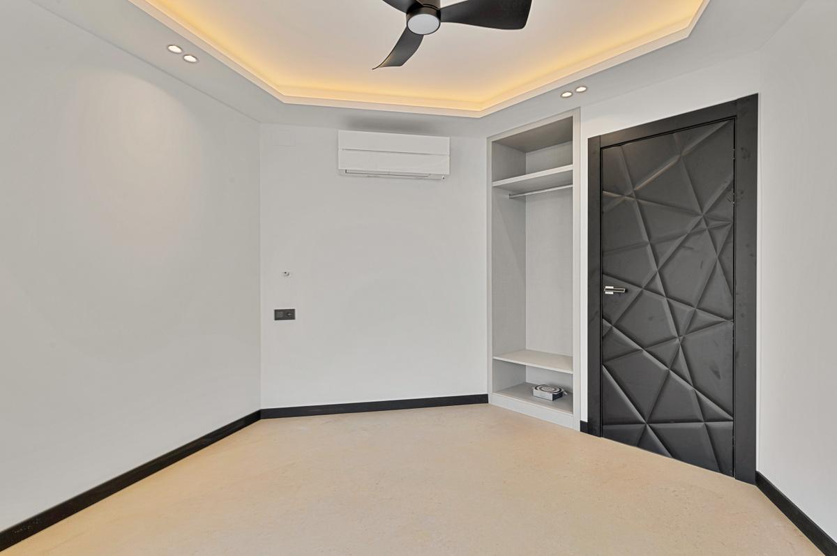 Imagen 11 Apto. Playa en venta en Fuengirola / Paseo Marítimo Fuengirola