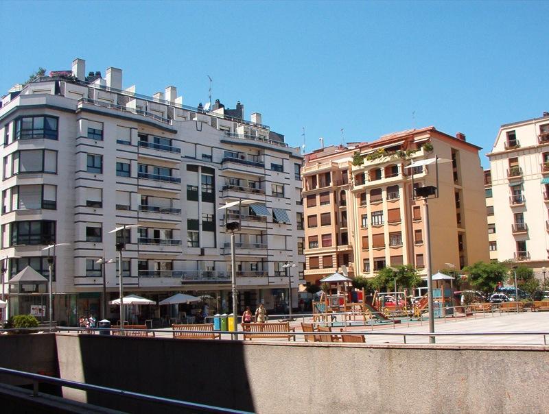 Imagen 1 Local Comercial en venta en Donostia-San Sebastián / P. Nafarroa Beherea-Sótano acceso des...