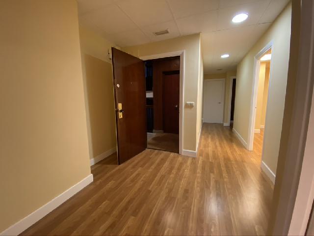 Imagen 6 Inmueble 245391 - Oficina Comercial en alquiler en Donostia-San Sebastián / Calle Camino-Despacho en edifici...