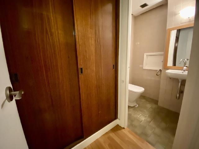 Imagen 10 Inmueble 245391 - Oficina Comercial en alquiler en Donostia-San Sebastián / Calle Camino-Despacho en edifici...