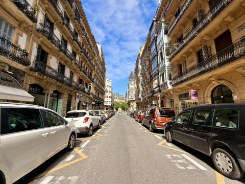 Imagen 6 Inmueble 282500 - Local Comercial en venta en Donostia-San Sebastián / A escasos metros del Palacio Bellas a...