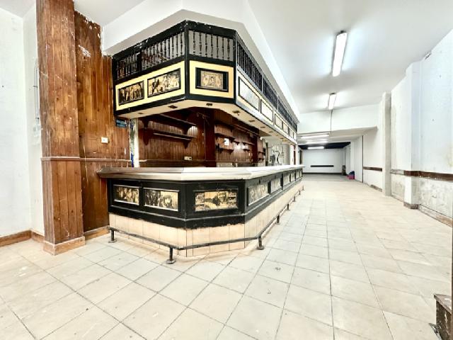 Imagen 2 Inmueble 282500 - Local Comercial en venta en Donostia-San Sebastián / A escasos metros del Palacio Bellas a...