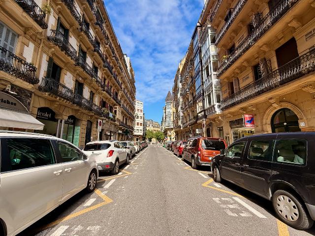 Imagen 11 Inmueble 282500 - Local Comercial en venta en Donostia-San Sebastián / A escasos metros del Palacio Bellas a...