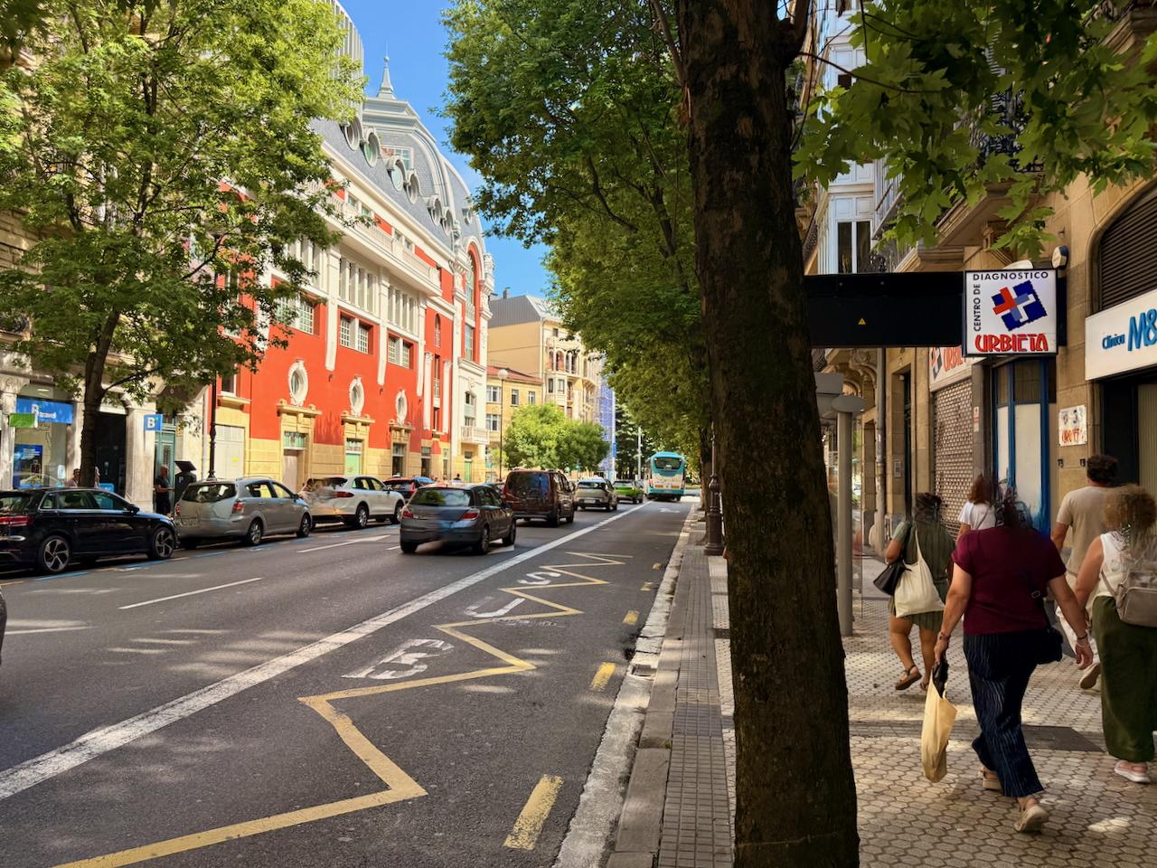 Imagen 13 Local Comercial en venta en Donostia-San Sebastián / A escasos metros del Palacio Bellas a...