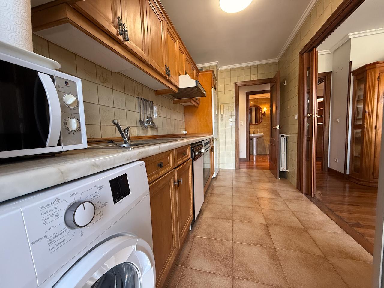Imagen 8 Piso en venta en Donostia-San Sebastián / Paseo de Mons - Intxaurrondo - Donostia
