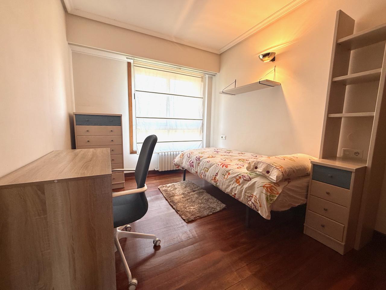 Imagen 11 Piso en venta en Donostia-San Sebastián / Paseo de Mons - Intxaurrondo - Donostia