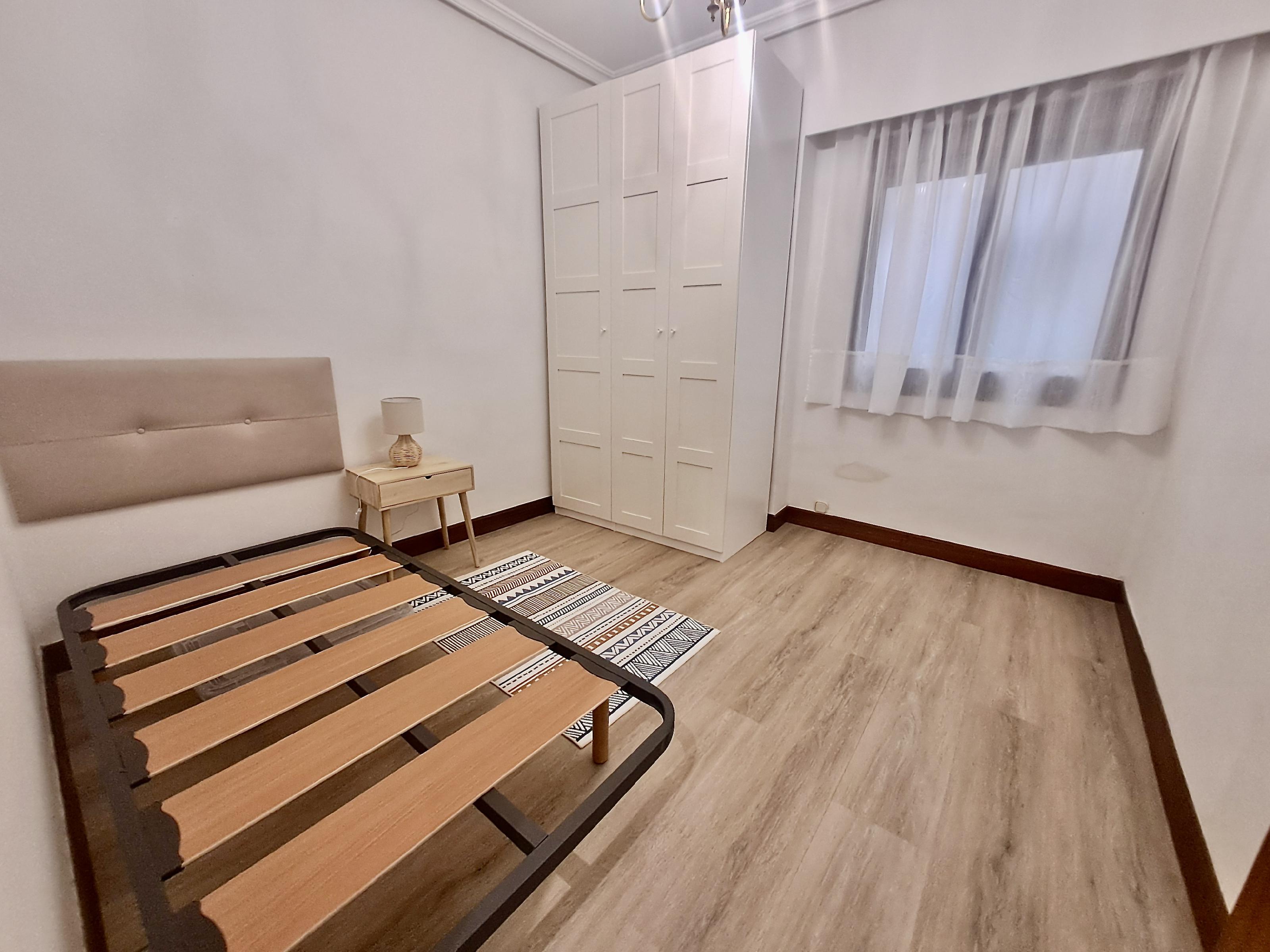 Imagen 8 Piso en alquiler en Donostia-San Sebastián / Avenida Ametzagaña - Egia - Donostia