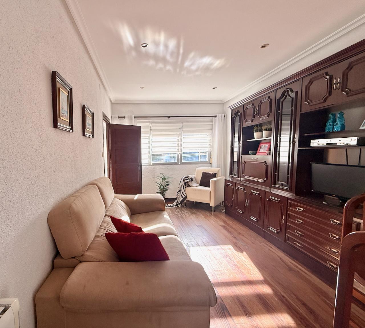 Imagen 2 Piso en venta en Donostia-San Sebastián / Calle Gloria-Gros-Donostia