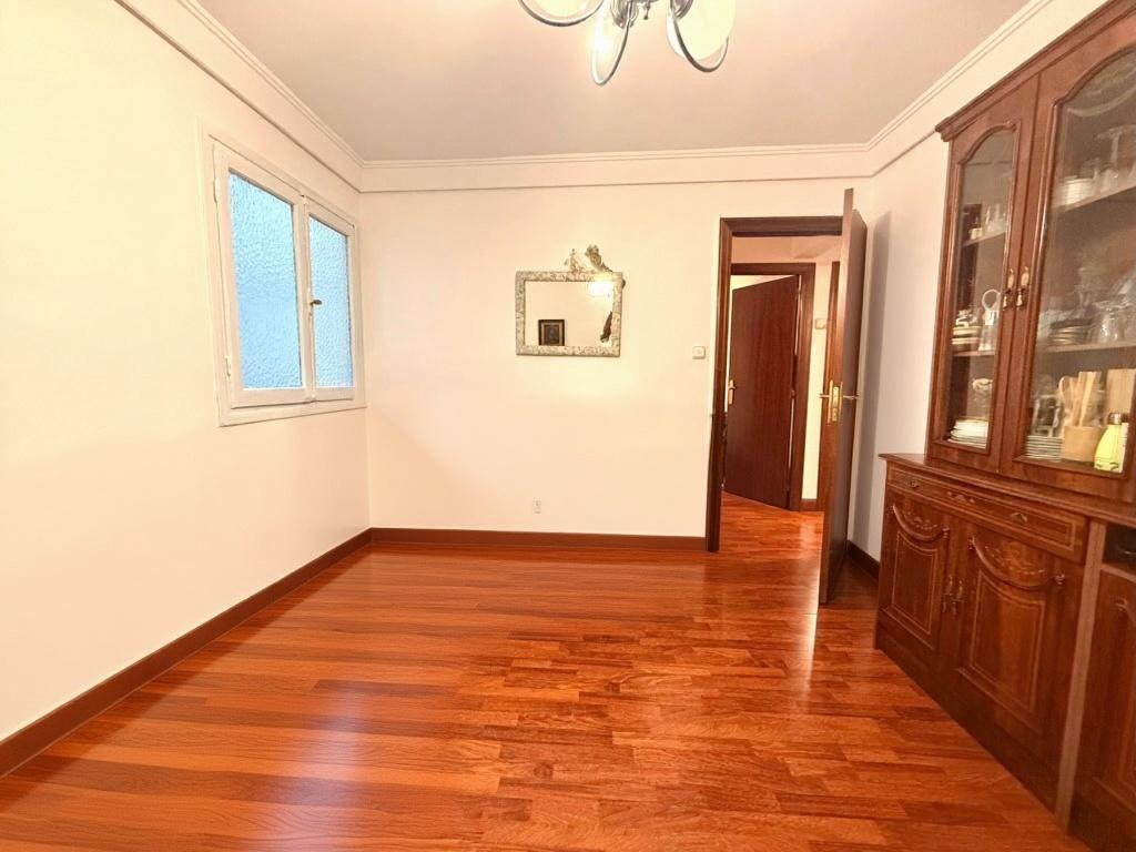 Imagen 2 Piso en venta en Errenteria / Calle Oiartzun-Renteria