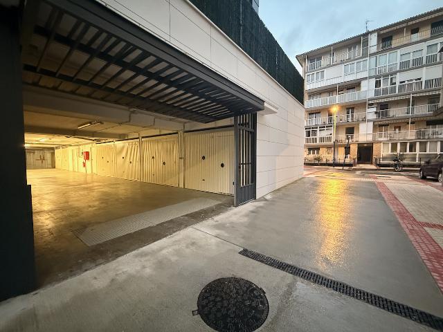 Imagen 7 Inmueble 298573 - Piso en alquiler en Errenteria / Resurreccion María Azkue - Errenteria