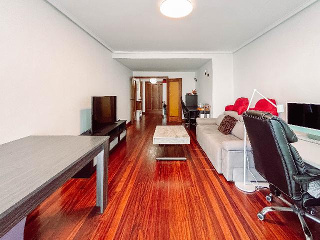 Imagen 4 Inmueble 299175 - Piso en venta en Donostia-San Sebastián / Calle Triunfo-Miraconcha- Area romantica Donostia