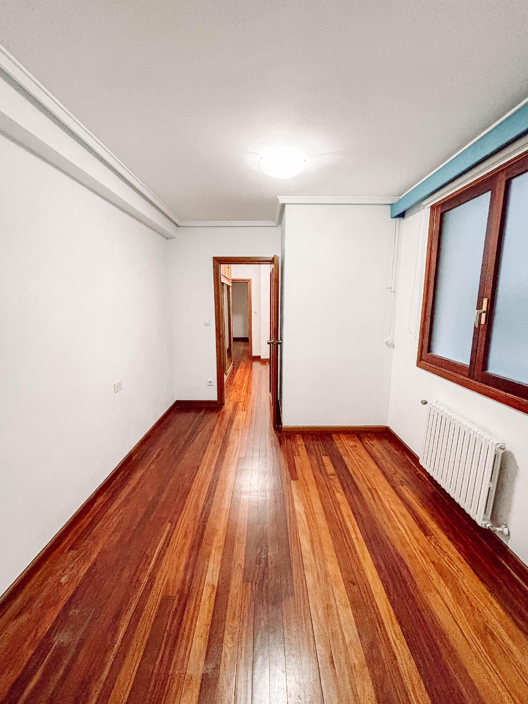 Imagen 8 Piso en venta en Donostia-San Sebastián / Calle Triunfo-Miraconcha- Area romantica Donostia