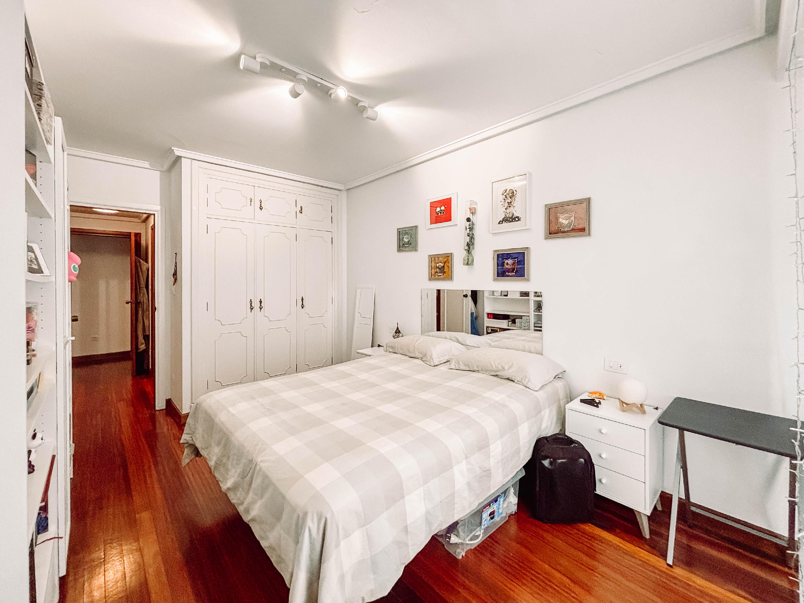 Imagen 23 Piso en venta en Donostia-San Sebastián / Calle Triunfo-Miraconcha- Area romantica Donostia