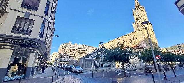 Imagen 2 Inmueble 299271 - Local Comercial en venta en Donostia-San Sebastián / Calle Trueba, próximo a Zabaleta