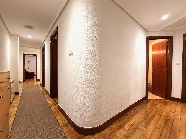 Imagen 3 Inmueble 299520 - Piso en alquiler en Donostia-San Sebastián / Secundino Esnaola - Gros - Donostia