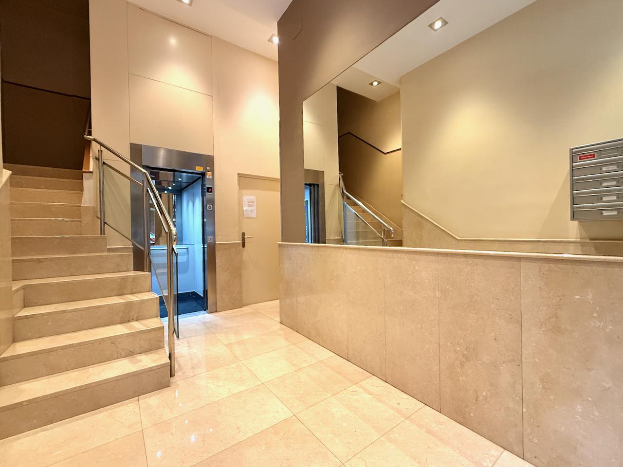 Imagen 6 Piso en venta en Donostia-San Sebastián / Secundino Esnaola - Gros - Donostia